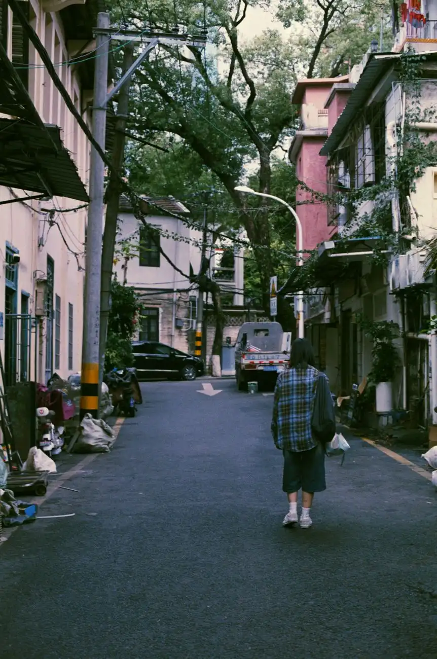 深圳科技企业如何通过定制化软件开发实现产品技术升级路径解析
