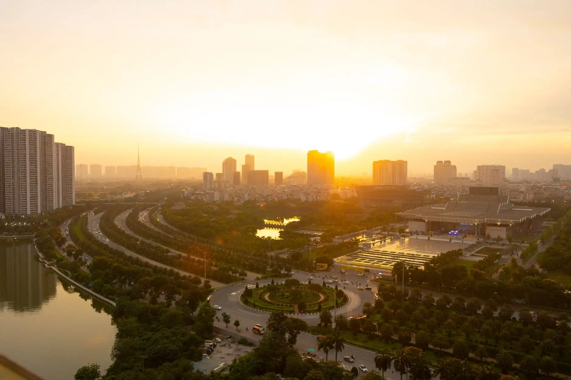 深圳科技企业技术方案定制开发流程与周期解析