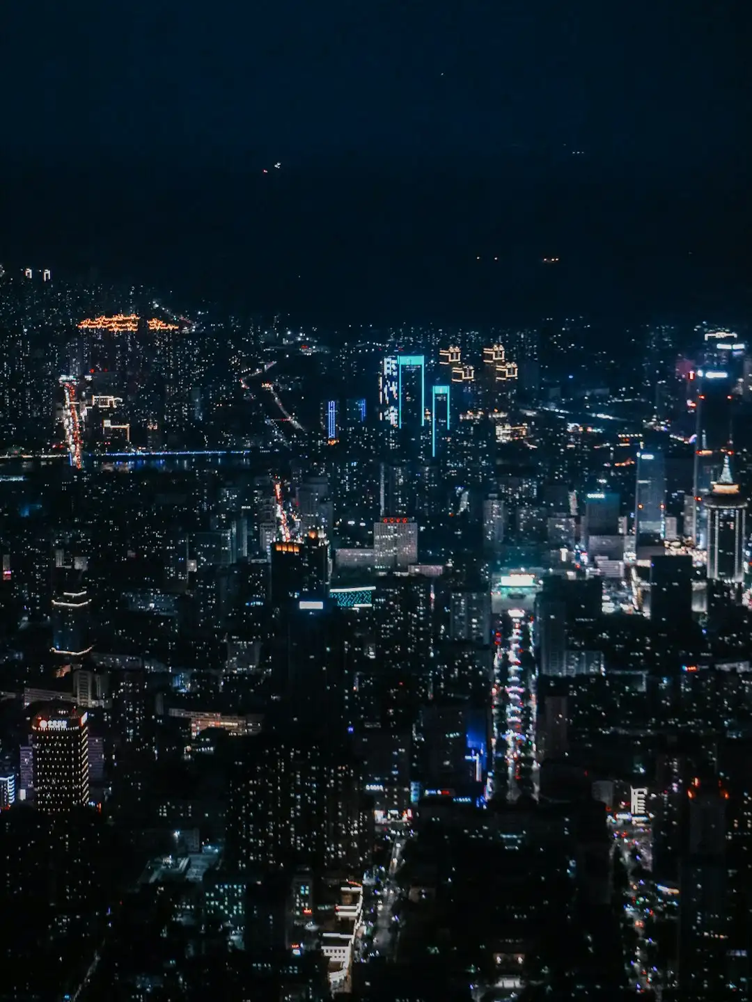 2025年深圳企业软件开发外包趋势与萤火漫境技术方案适配性分析