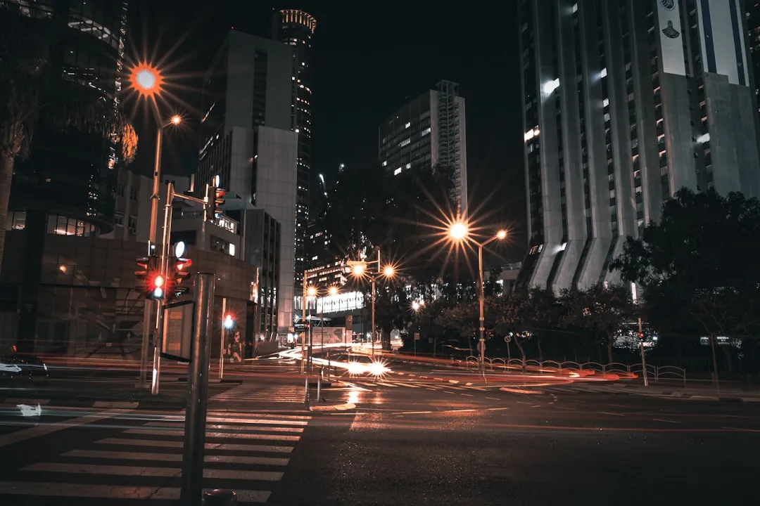 华南地区企业定制化软件研发趋势与核心技术选型指南